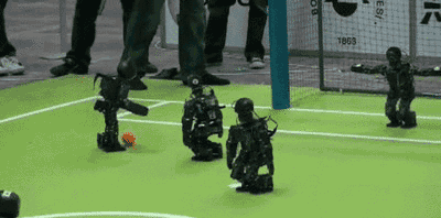 robot-voetbal-2