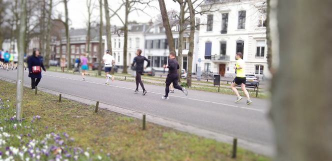 Haha, hardlopen. Haha. 