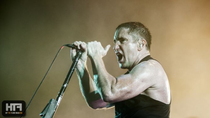 Stoere baas, die Trent Reznor, maar old as fuck in zijn denken. 